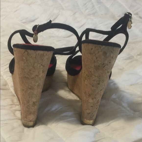 NFS ❌ Carolina Herrera Platforms - Picture 3 of 6